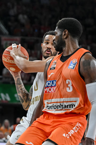 峻的考验 峻的考验